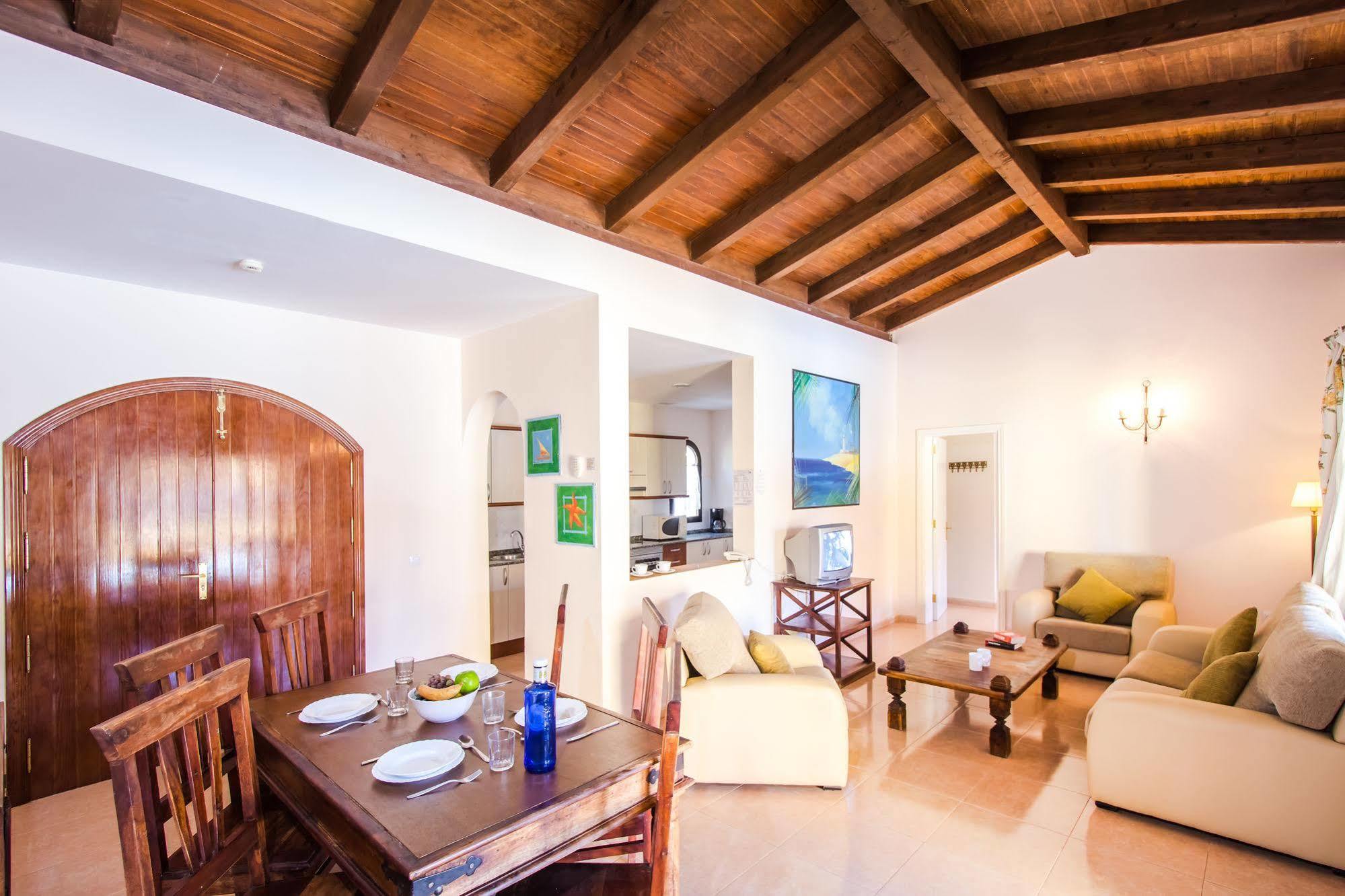 Вилла House Oasis Коральео Экстерьер фото